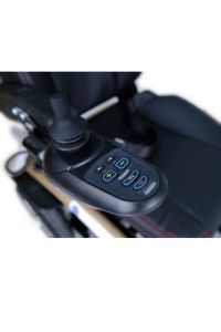 TH700 Adelsan Akülü Tekerlekli Sandalye | Arazi Tipi Güçlü Elektrikli Engelli Sandalyesi