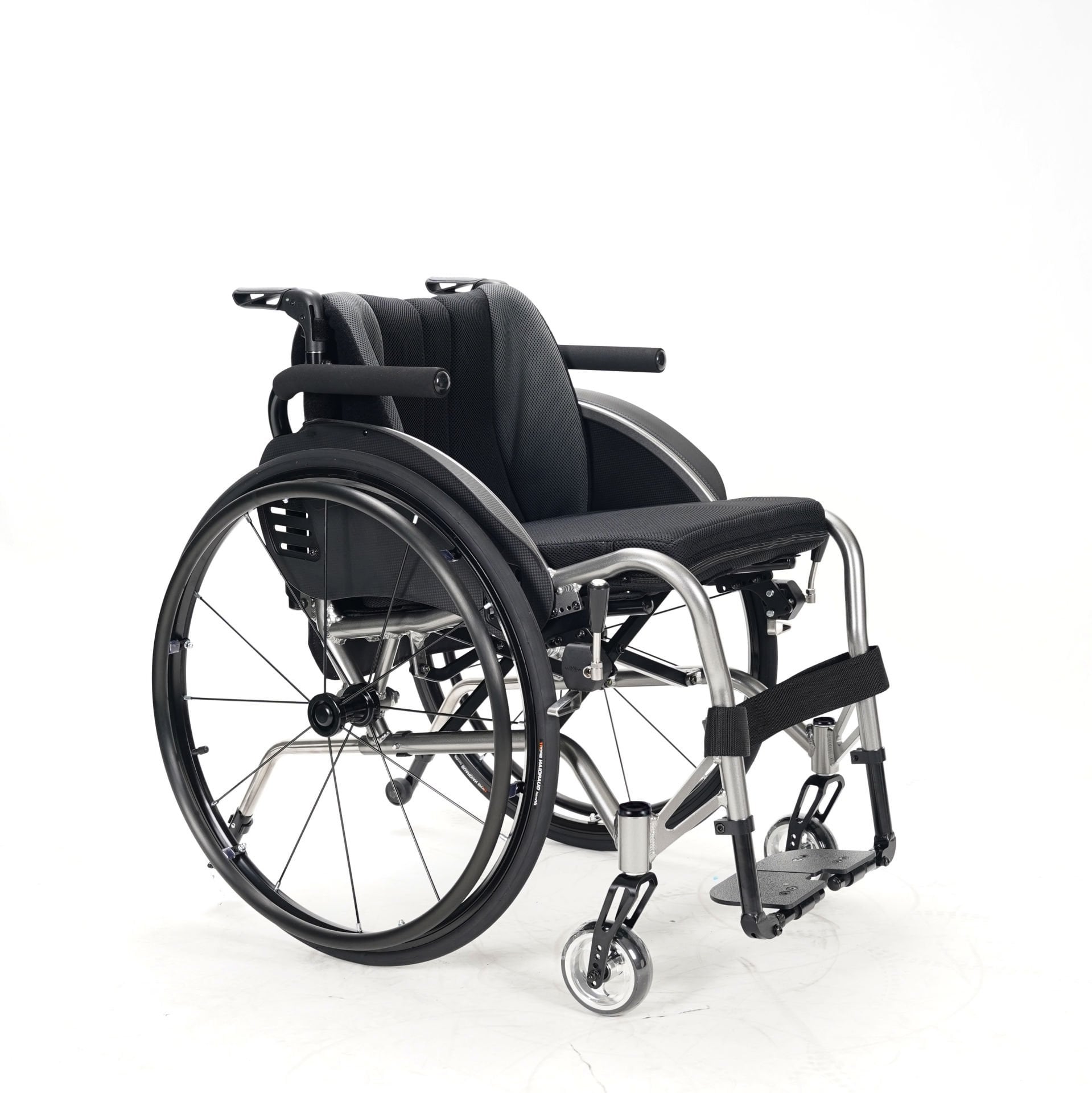 Golfi G760 Katlanır Aktif Tekerlekli Sandalye | 11,3 kg Ultra Hafif Alüminyum, 38-42 cm